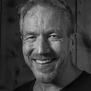 About Arne Bivrin: